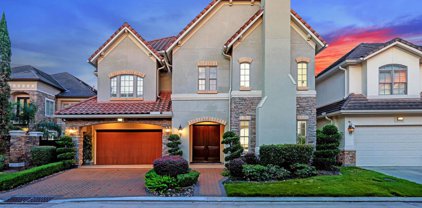 2823 Stuart Manor, Houston