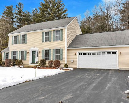 40 Jessica Drive, Merrimack