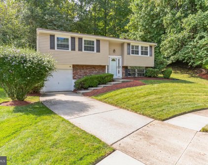 5701 Darlene Dr, Clinton