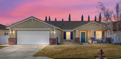 904 Michelle  Lane, Tehachapi