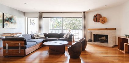 2272 Rose Avenue Unit 5, Signal Hill