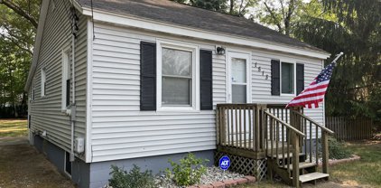 1513 NORWICH Avenue, Norton Shores