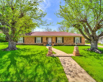 317 Bellvue  Drive, Fort Worth