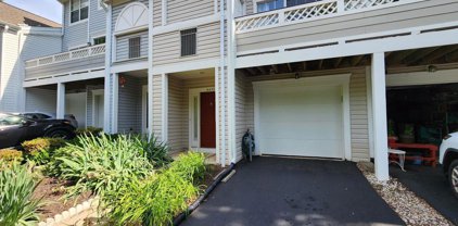 14433 Glencrest Cir Unit #127, Centreville