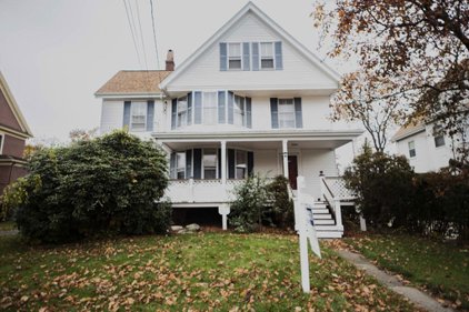 19 Everett Ave, Norwood
