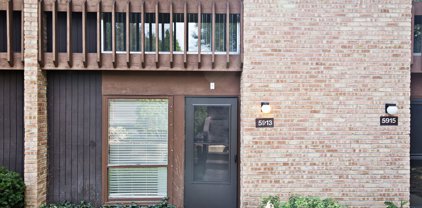 5913 Oakwood Drive Unit #140B, Lisle