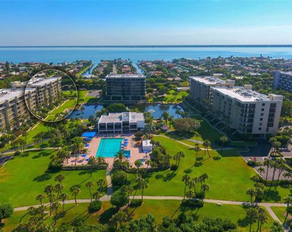 1115 Gulf Of Mexico Drive Unit 204, Longboat Key