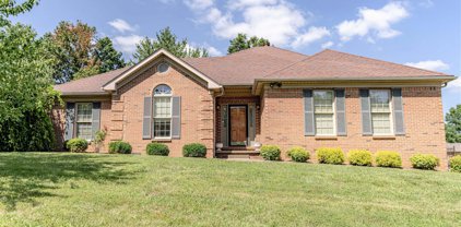 31 Cherokee Dr, Shelbyville