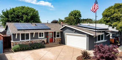 1537 Sierra Drive, Petaluma