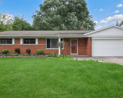 39412 MORAVIAN, Clinton Twp