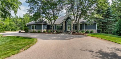 8521 Tigua Lane, Chanhassen
