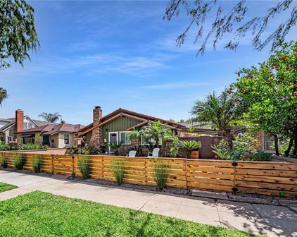 3232 Lewis Avenue, Signal Hill