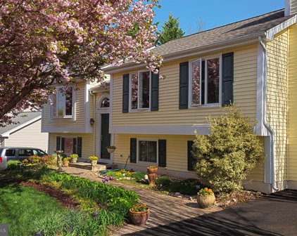 9274 Allen St, Manassas
