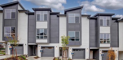 15008 40th Avenue W Unit #B2, Lynnwood