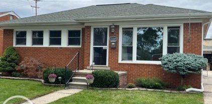 31269 Burton, St. Clair Shores