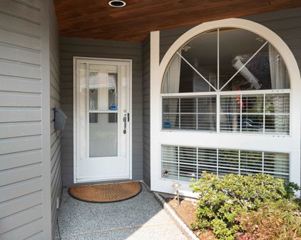 6089 W Boundary Drive, Surrey
