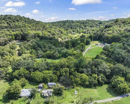 1317 S Highway 231, Bethpage