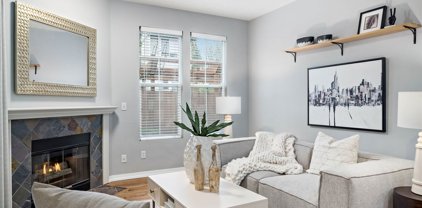 2034 Newport Way NW Unit #11-1, Issaquah