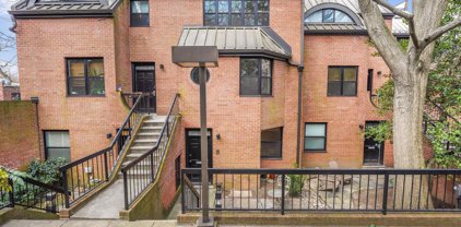 1686 Oak St Nw Unit #21, Washington