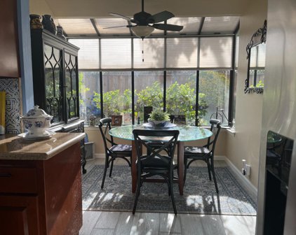 520 W Sunnyoaks Avenue, Campbell