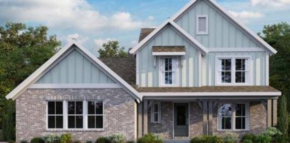 2713 Tarpon Dr, La Grange