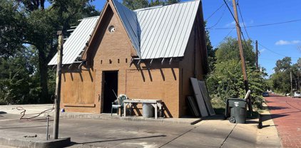 628 N Bois D' Arc, Tyler