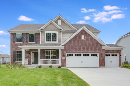 21039 Coventry Circle, Shorewood