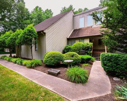 345 21st Ave Nw Drive, Hickory