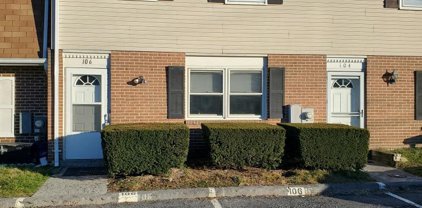 106 Ash Hollow Dr, Winchester