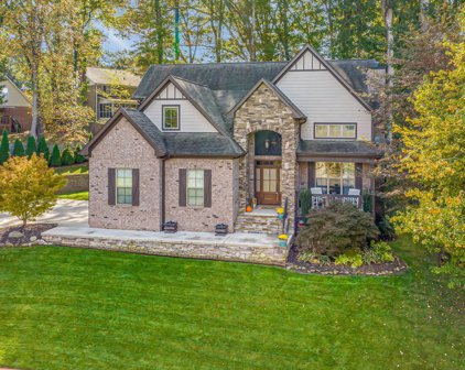 110 Breeds Hill, Greer