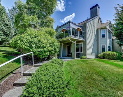 22222 SE 42nd Lane Unit #1060, Issaquah