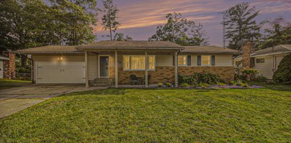 855 Winslow Court Court, Norton Shores