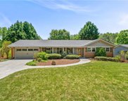 2888 Fontainebleau Drive, Dunwoody image