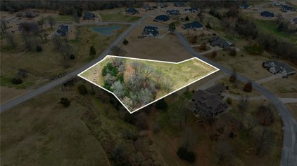 Knollwood Drive, Fayetteville