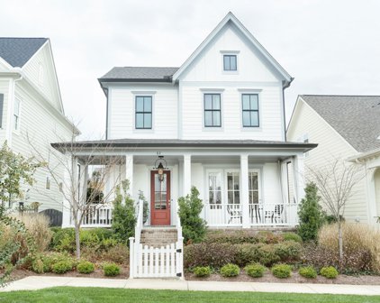 82 Addison Ave, Franklin