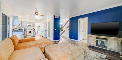 25424 Hampton Place, Saugus