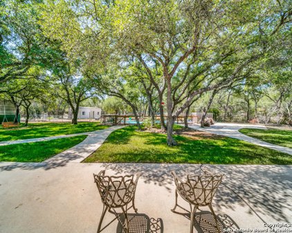 602 Georg Oaks, Bulverde