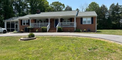88 Colebrook Rd, Fredericksburg