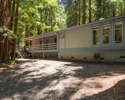 262 Back RD, La Honda