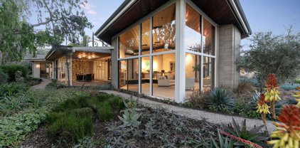 370 Patrician Way, Pasadena