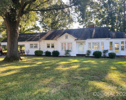 2313 Oak Grove  Circle, Midland