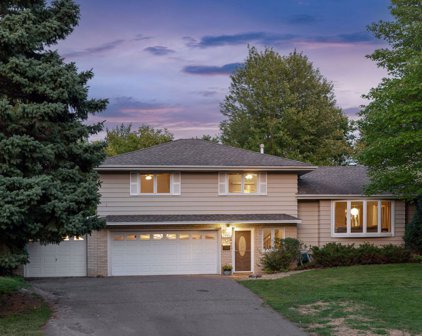 2460 Zealand Avenue N, Golden Valley