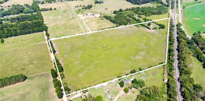 10879 S Highway 59, Gentry