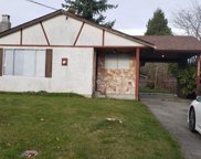 15855 Vine Avenue, White Rock image