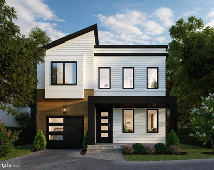 4201 E West Hwy, Chevy Chase