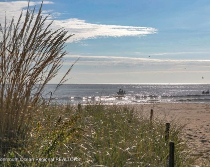 384 Ocean Avenue N Unit 5D, Long Branch