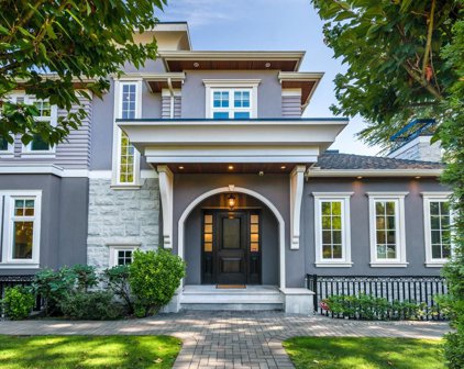 738 W 54th Avenue, Vancouver