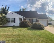 26 Sycamore Dr, Burlington image