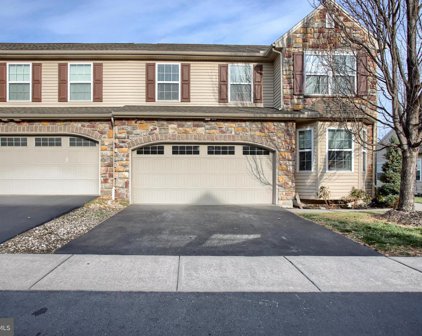 313 Weatherstone Dr, New Cumberland
