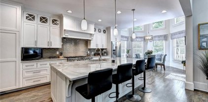 10635 N Edgewater Place, Johns Creek